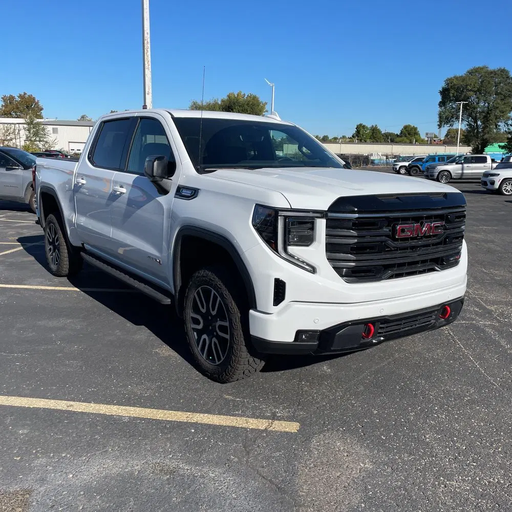 2025 GMC Sierra 1500 AT4