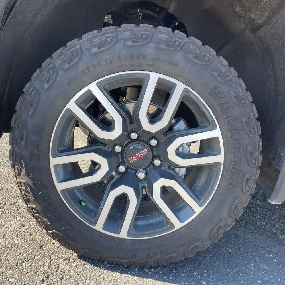 2025 GMC Sierra 1500 AT4