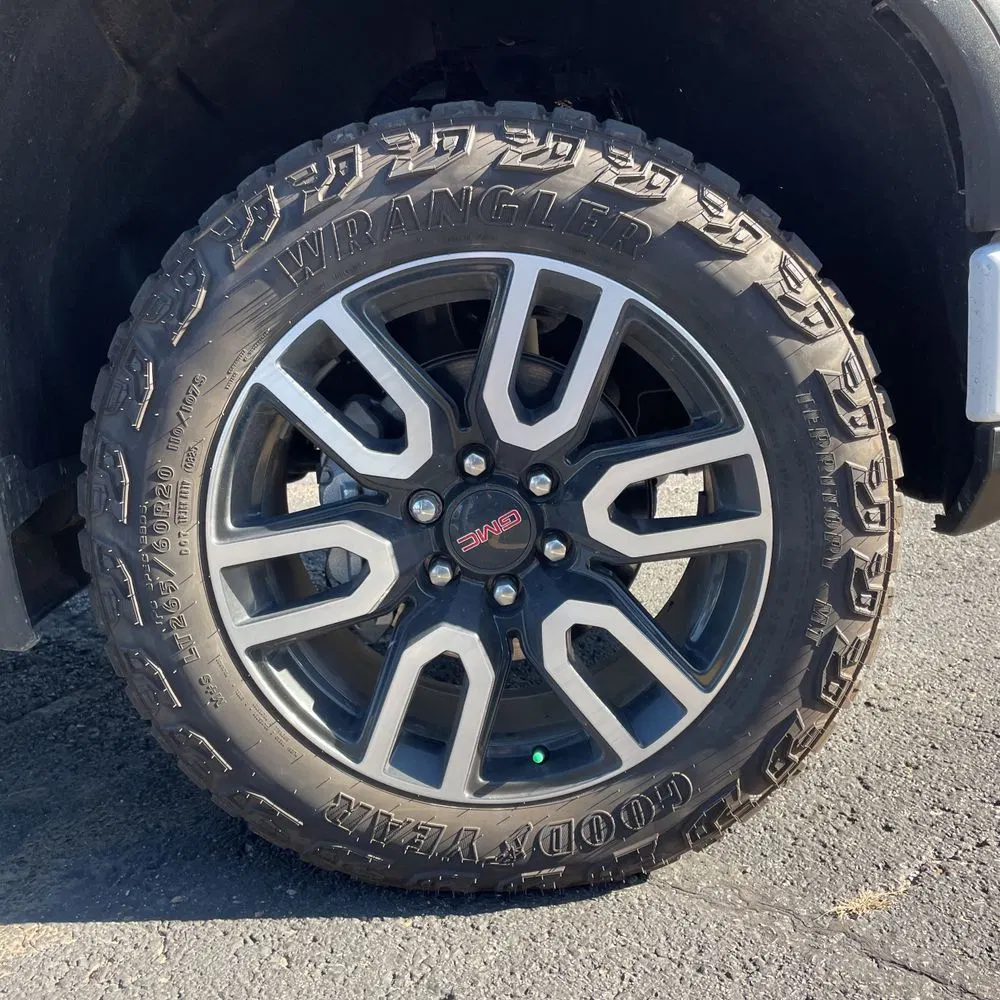 2025 GMC Sierra 1500 AT4