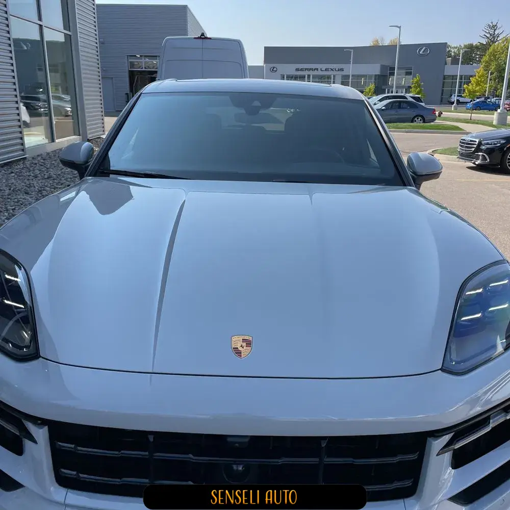 2025 Porsche Cayenne Base