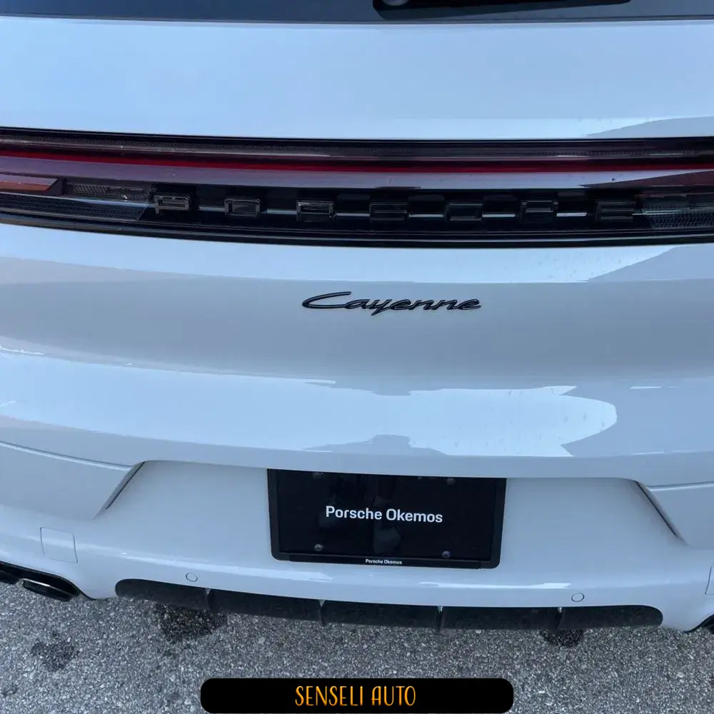 2025 Porsche Cayenne Base