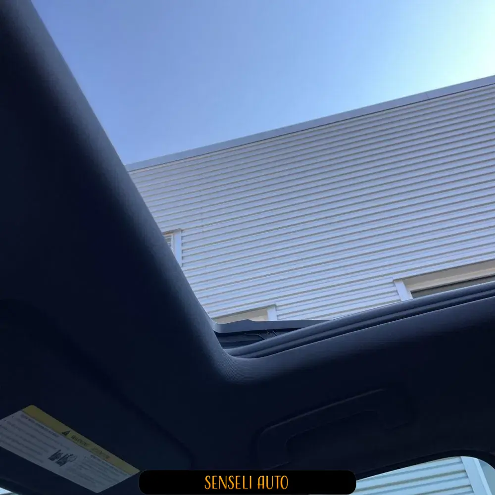 2025 Porsche Cayenne Base