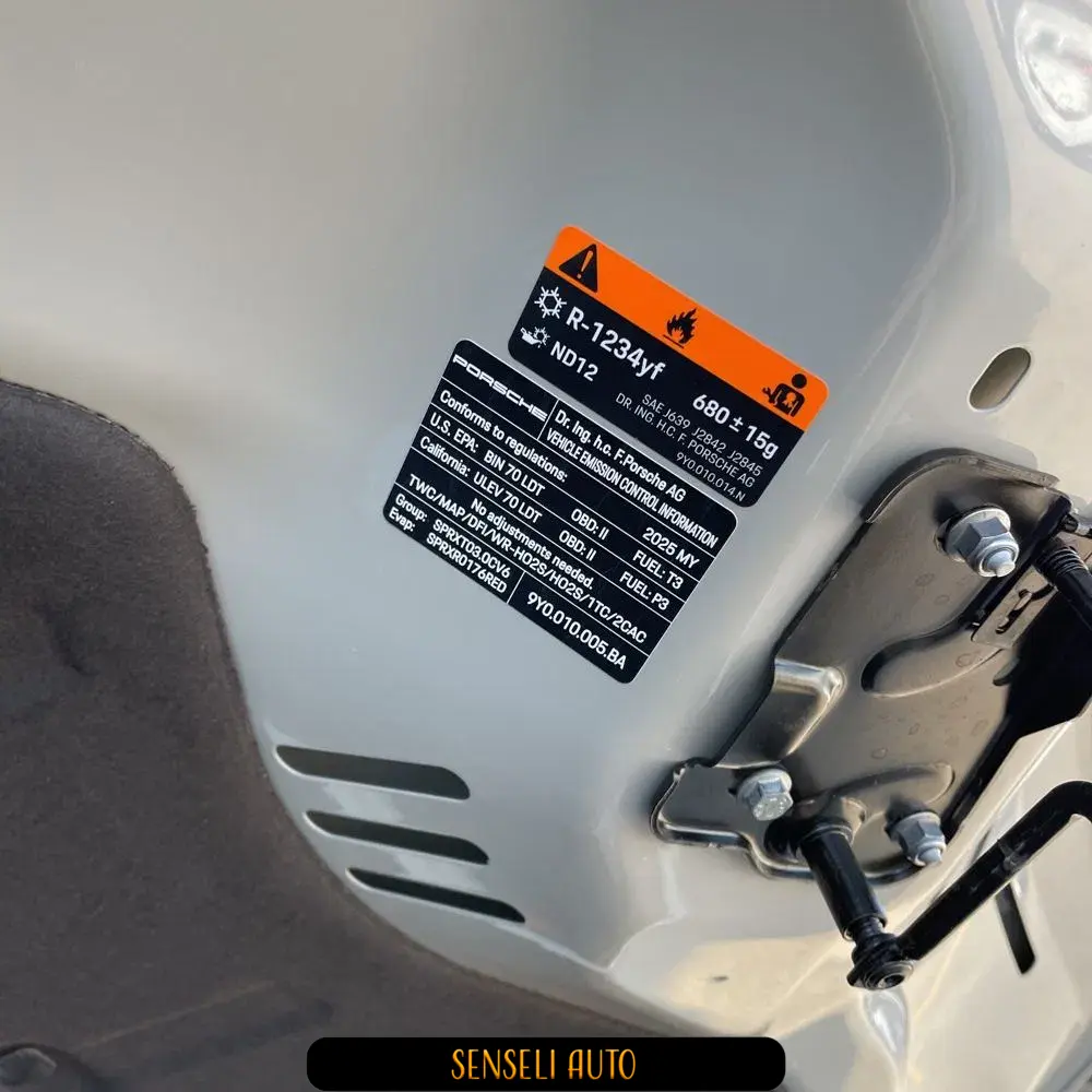 2025 Porsche Cayenne Base