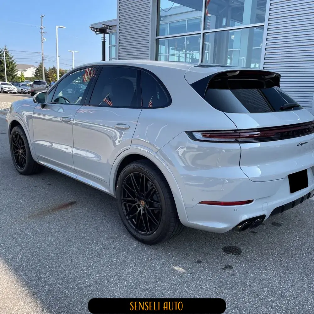 2025 Porsche Cayenne Base