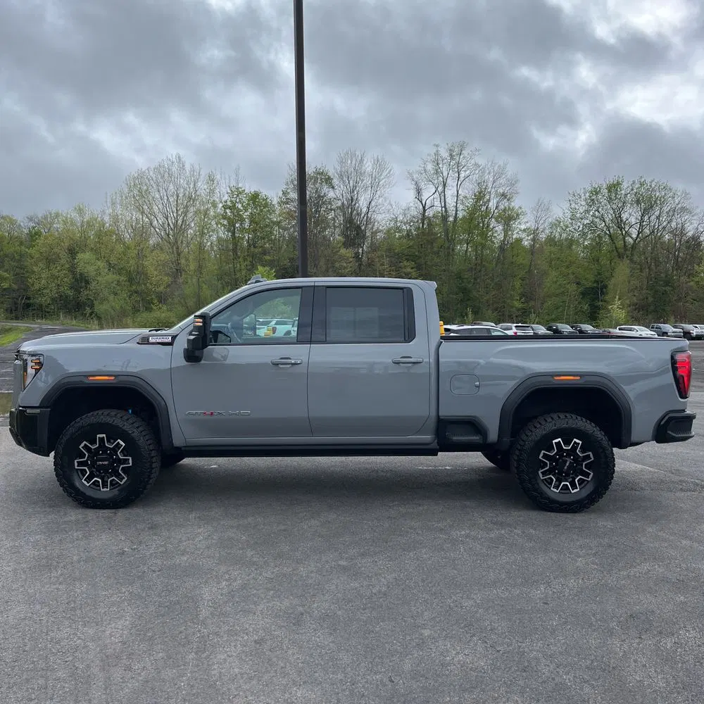 2025 GMC Sierra 2500HD AT4X