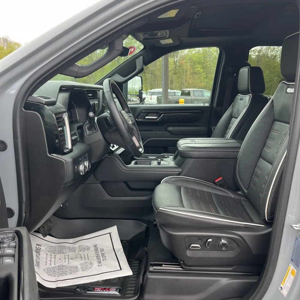 2025 GMC Sierra 2500HD AT4X