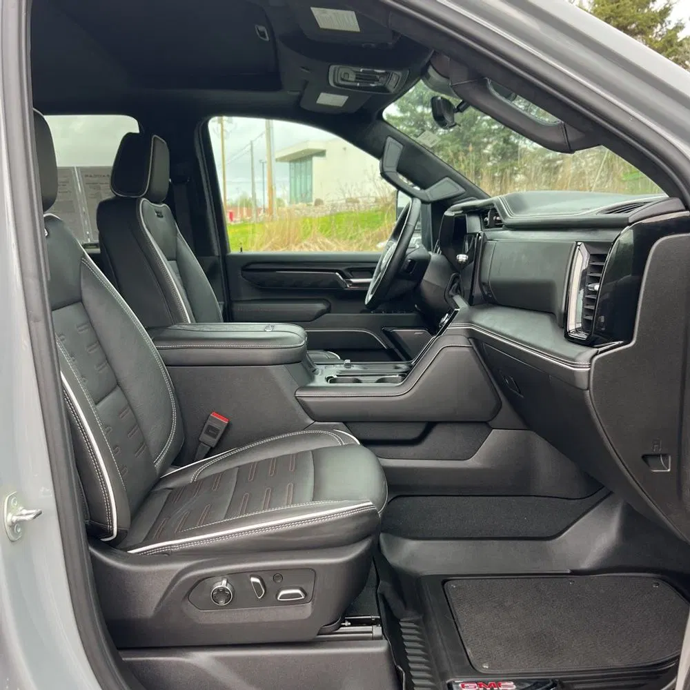 2025 GMC Sierra 2500HD AT4X