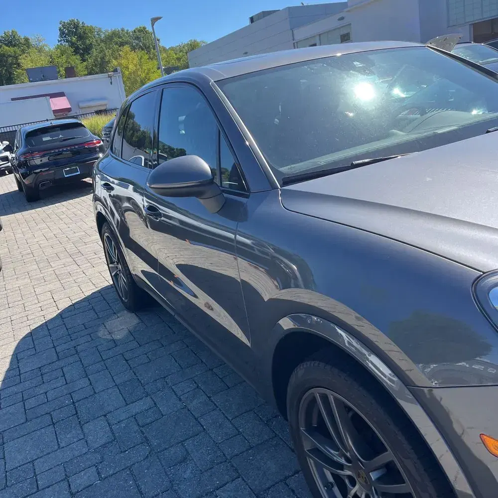 2022 Porsche Cayenne Base