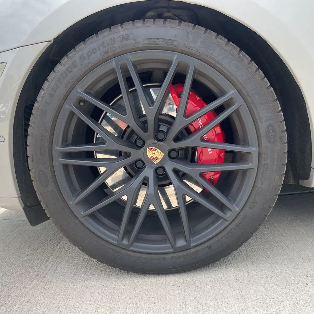 2024 Porsche Macan GTS