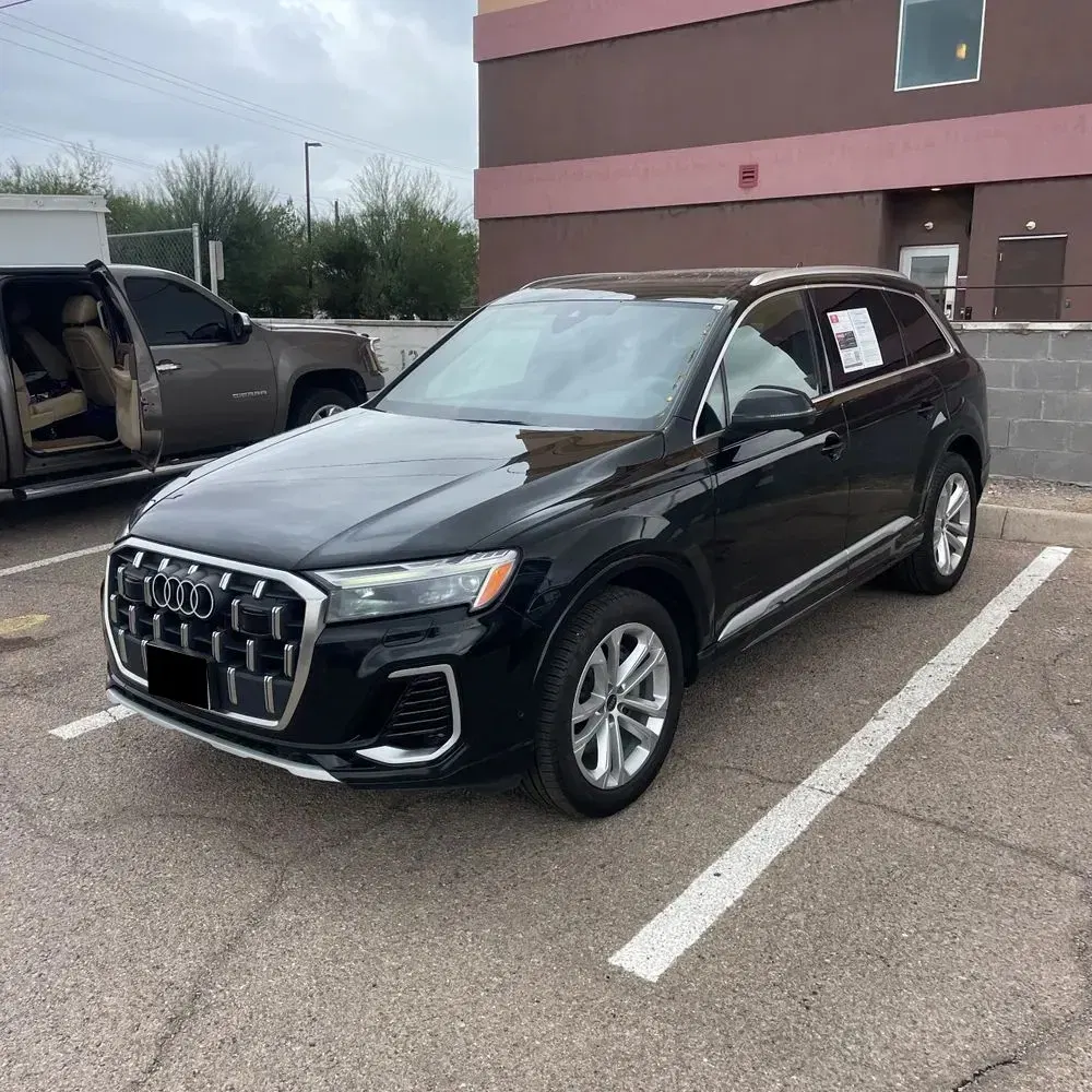 2025 Audi Q7 Premium Plus 55