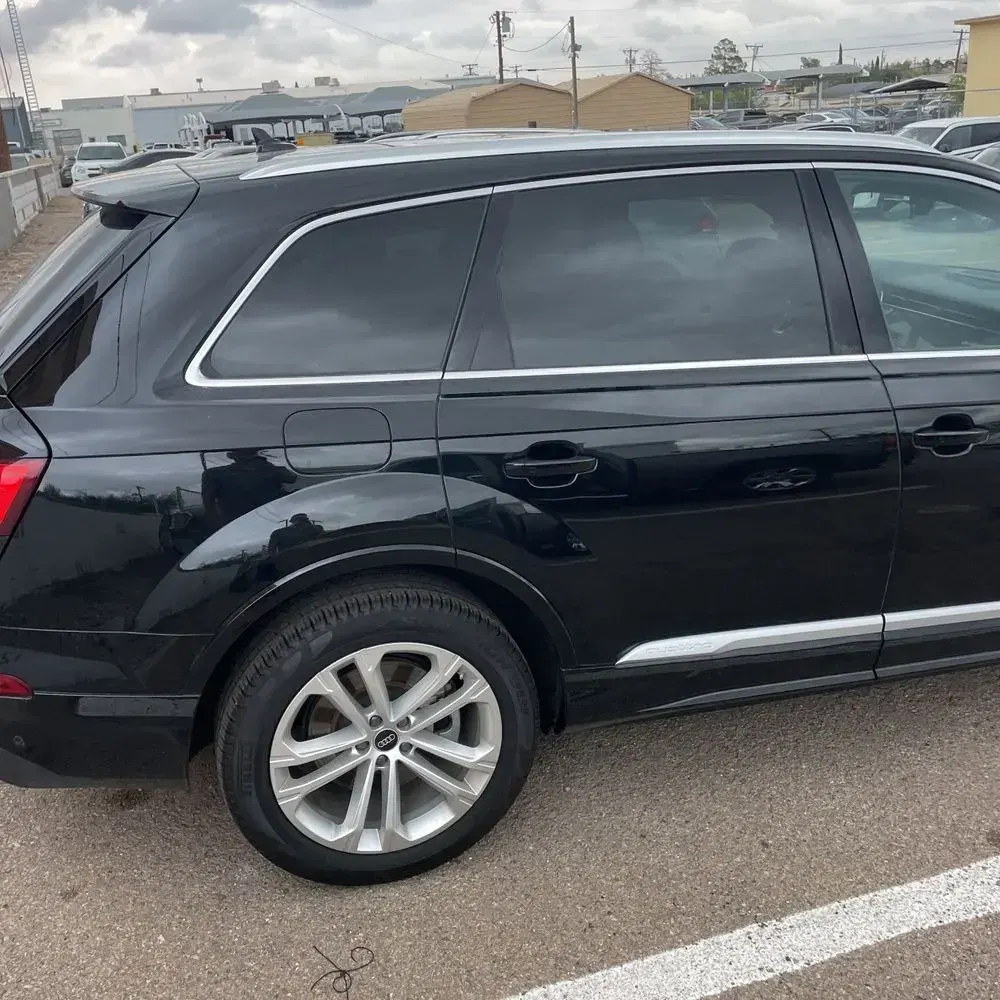 2025 Audi Q7 Premium Plus 55
