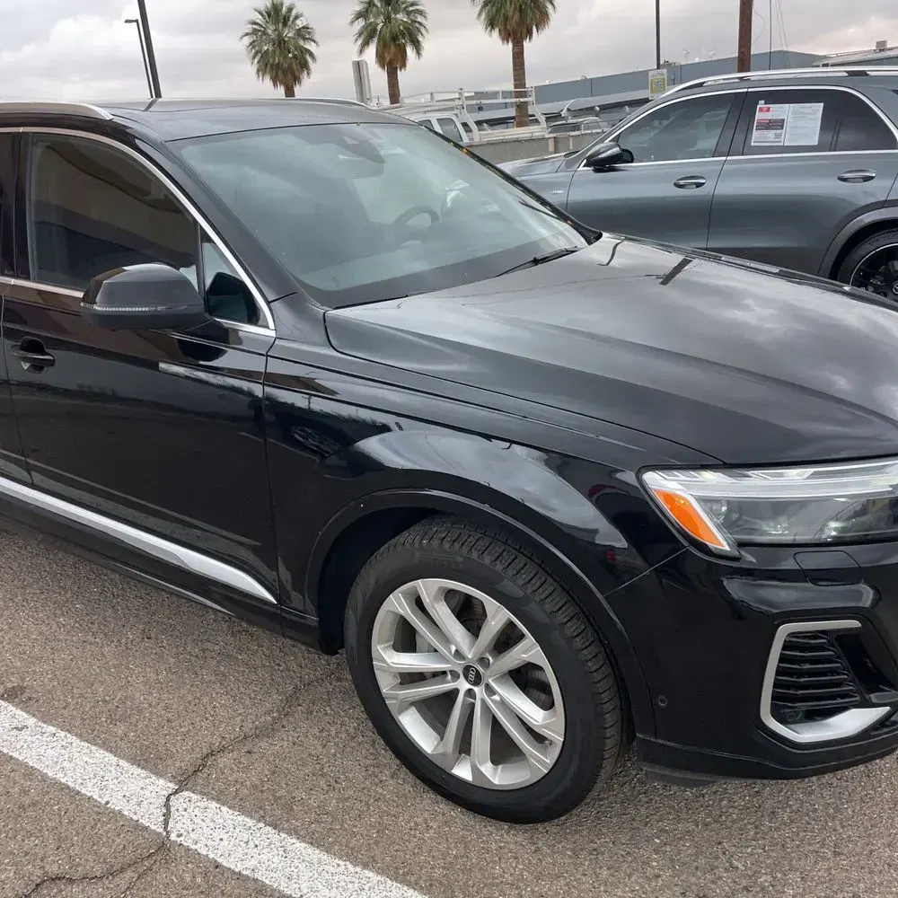 2025 Audi Q7 Premium Plus 55