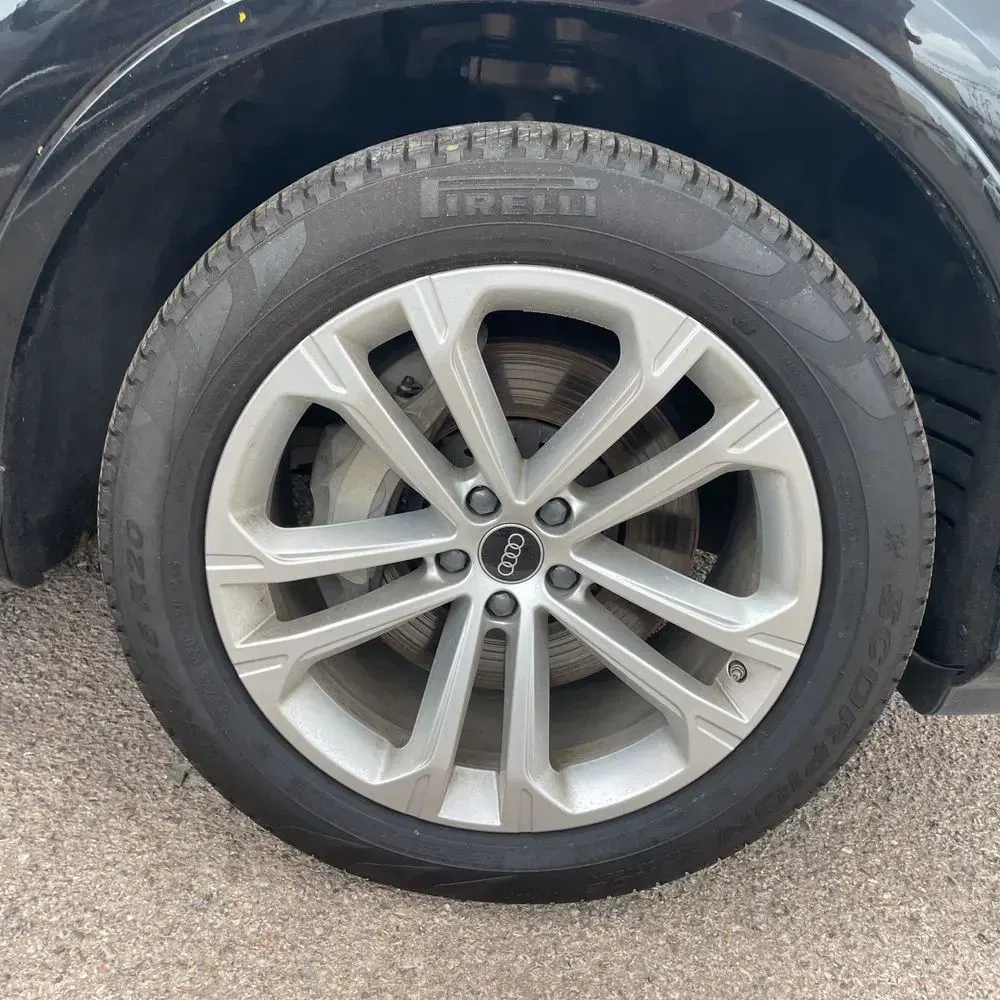 2025 Audi Q7 Premium Plus 55
