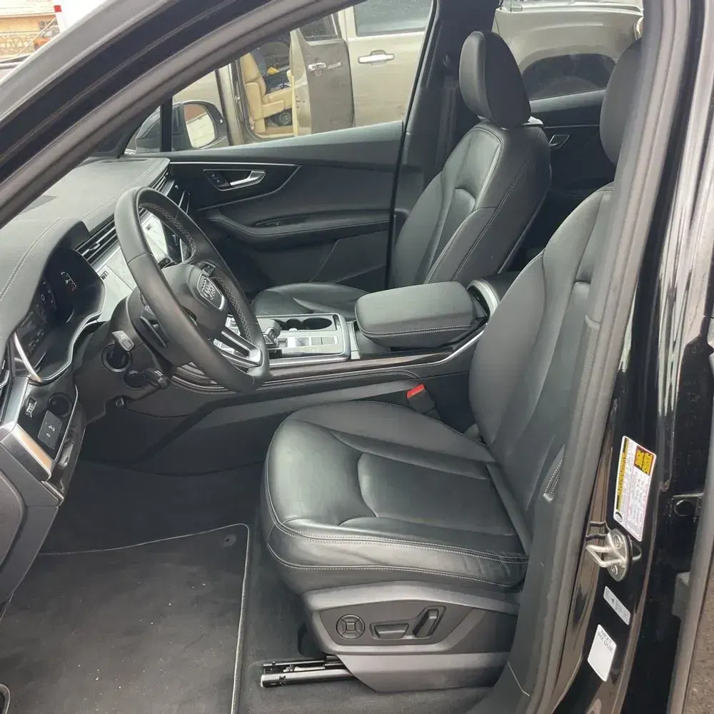 2025 Audi Q7 Premium Plus 55