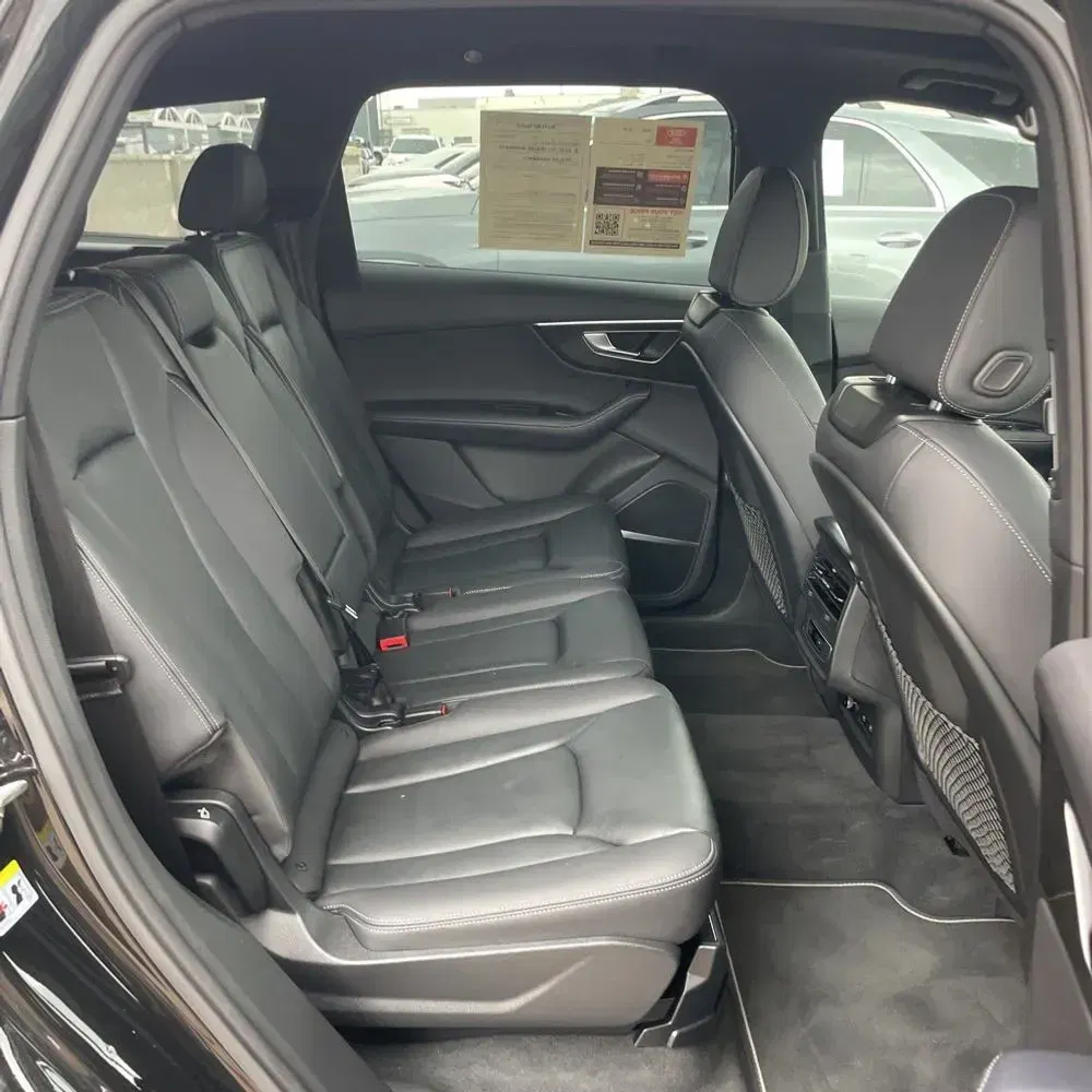 2025 Audi Q7 Premium Plus 55