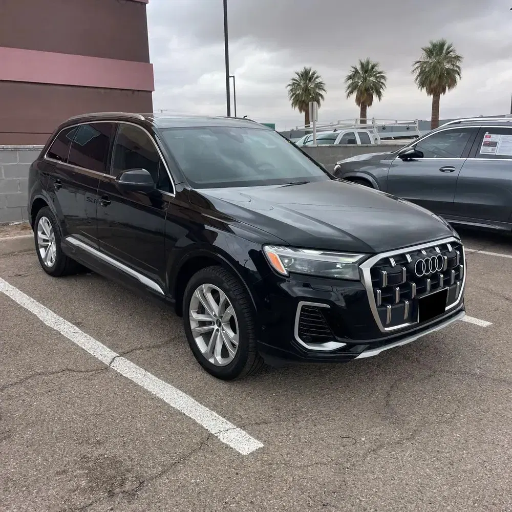 2025 Audi Q7 Premium Plus 55
