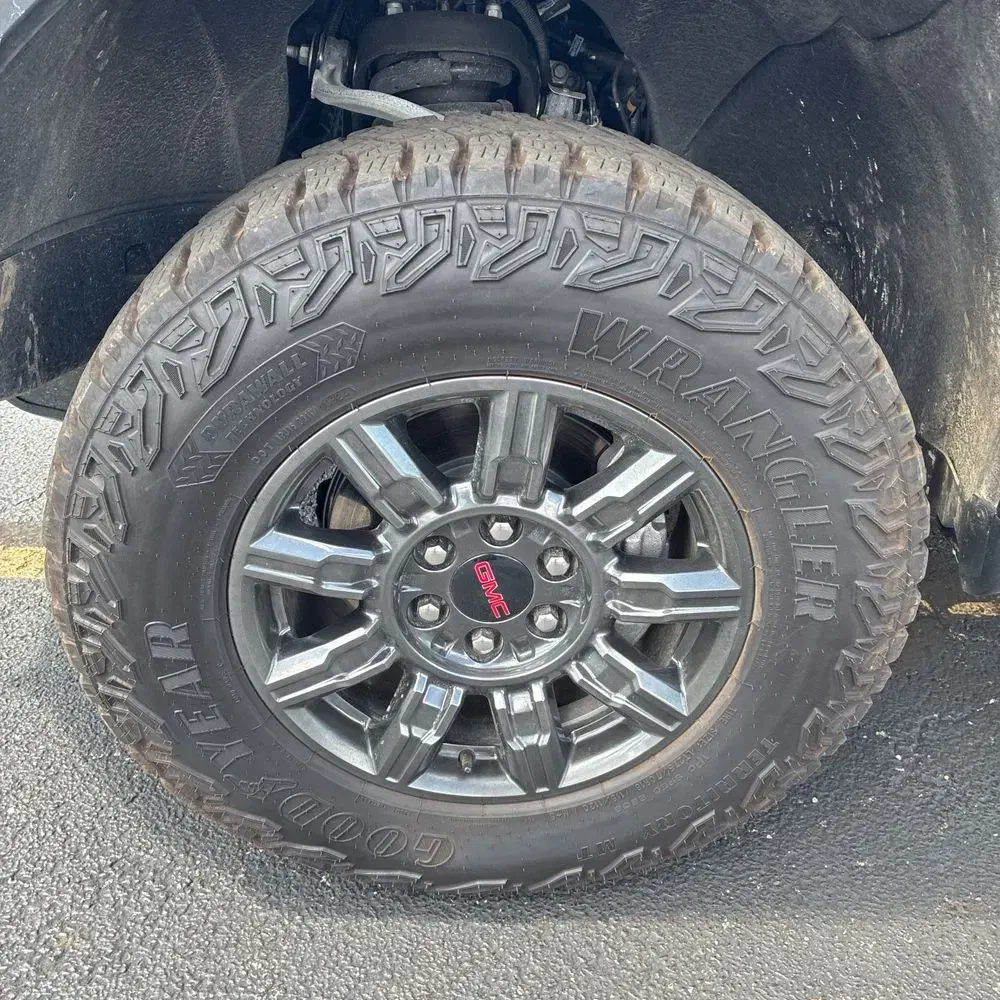 2024 GMC Sierra 1500 AT4X