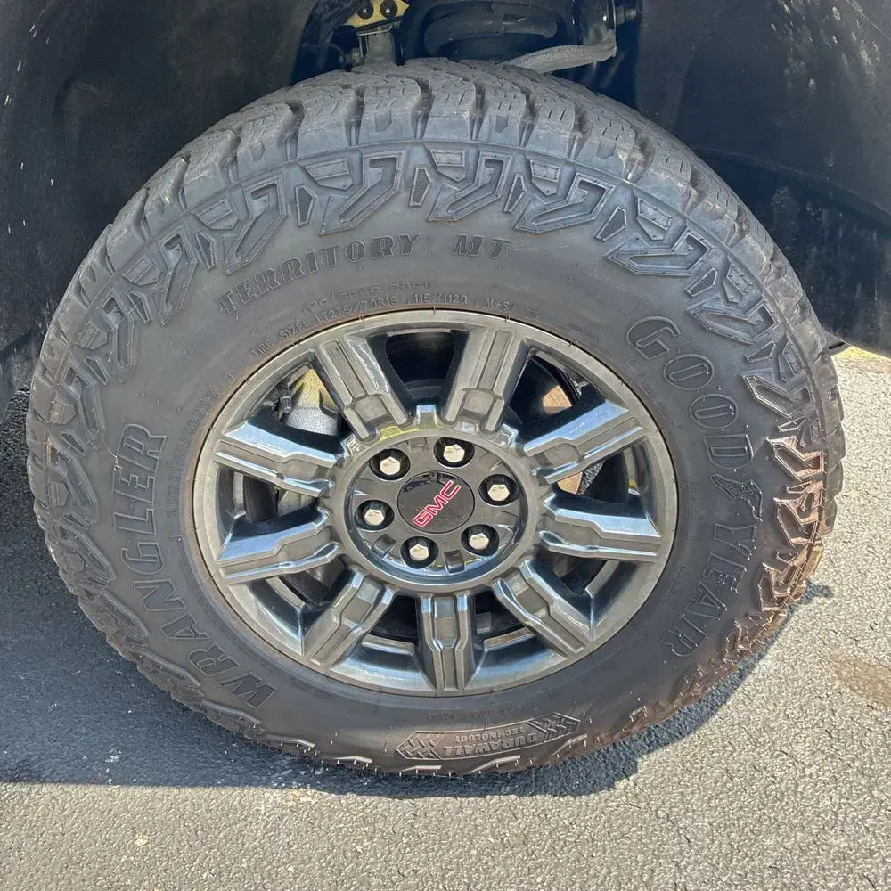2024 GMC Sierra 1500 AT4X