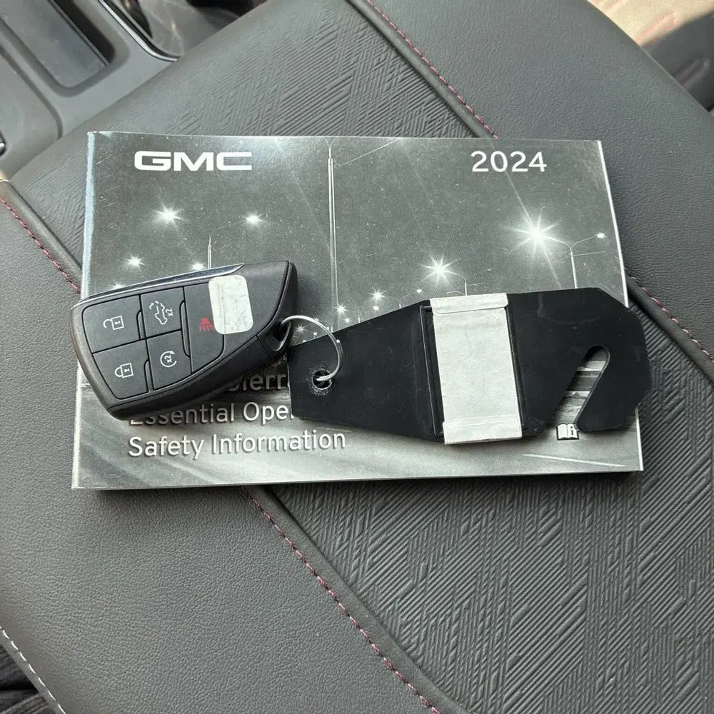 2024 GMC Sierra 1500 AT4X