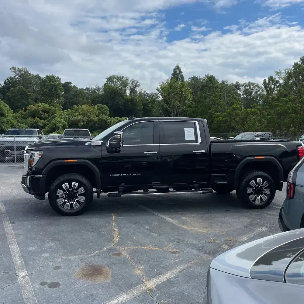 2024 GMC Sierra 2500 Denali