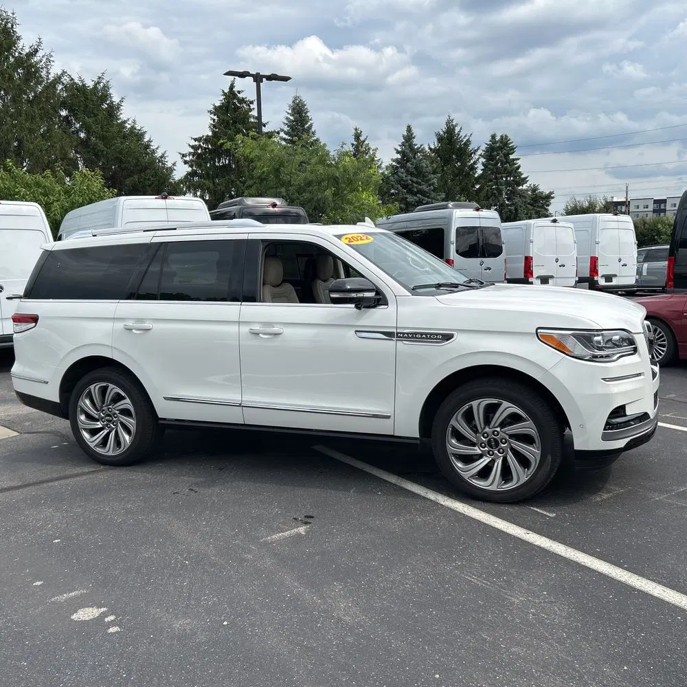 2022 Lincoln Navigator Reserve
