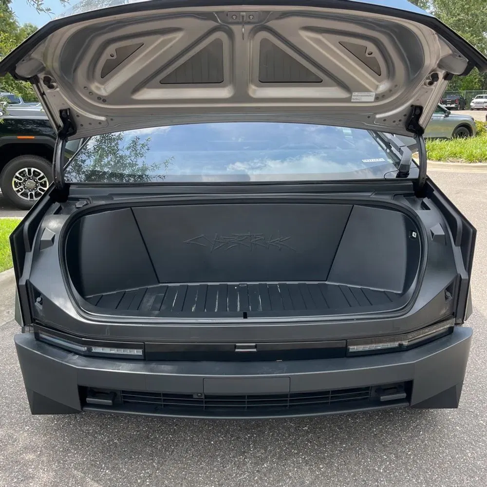 2024 Tesla Cybertruck CyberBeast