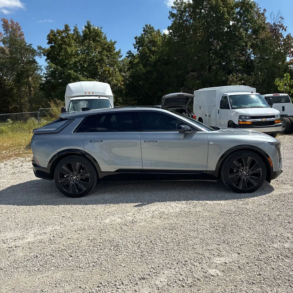 2024 Cadillac LYRIQ Sport 3