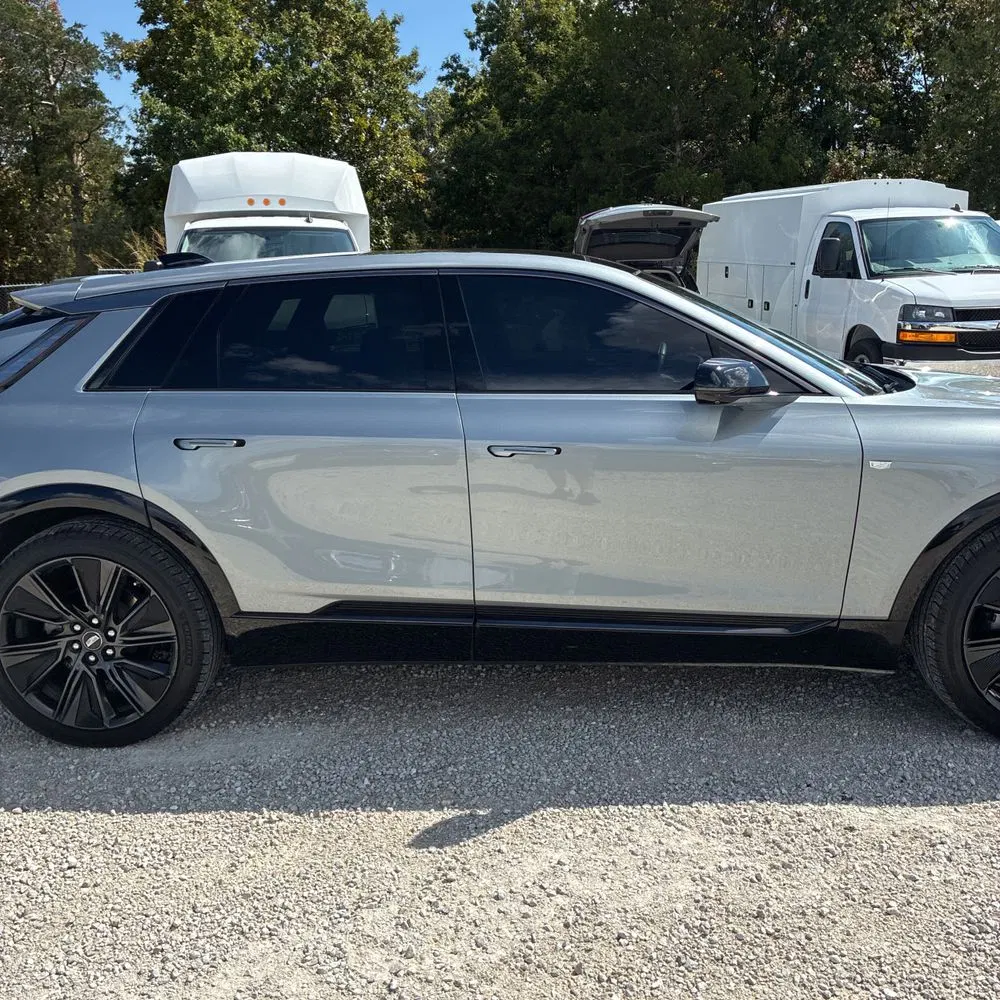 2024 Cadillac LYRIQ Sport 3