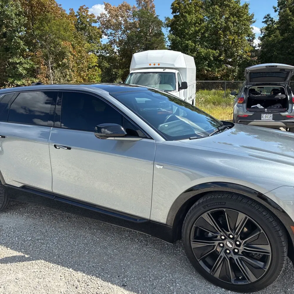 2024 Cadillac LYRIQ Sport 3