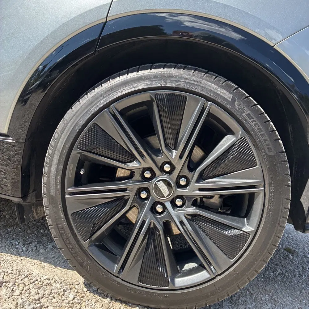 2024 Cadillac LYRIQ Sport 3