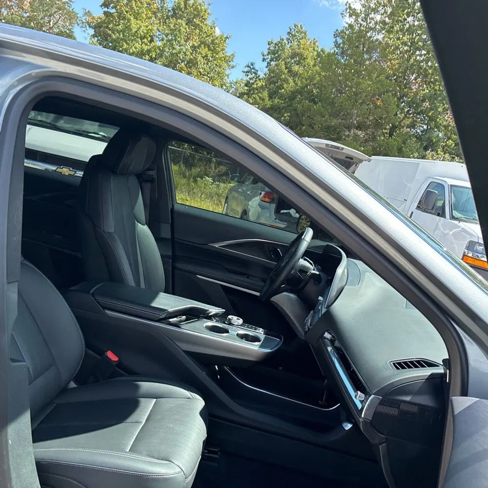 2024 Cadillac LYRIQ Sport 3