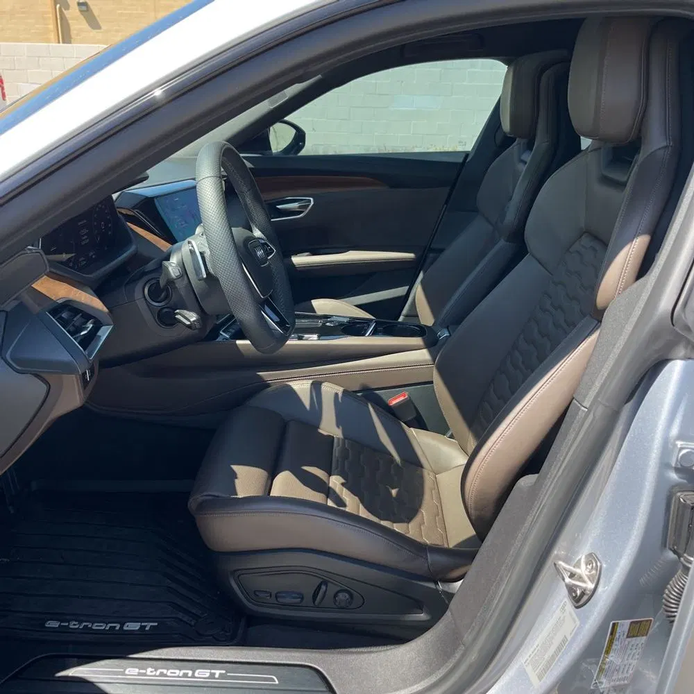2024 Audi e-tron GT Premium Plus