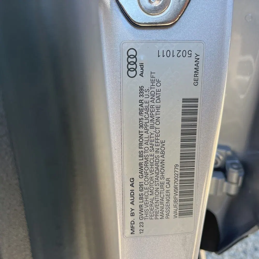 2024 Audi e-tron GT Premium Plus