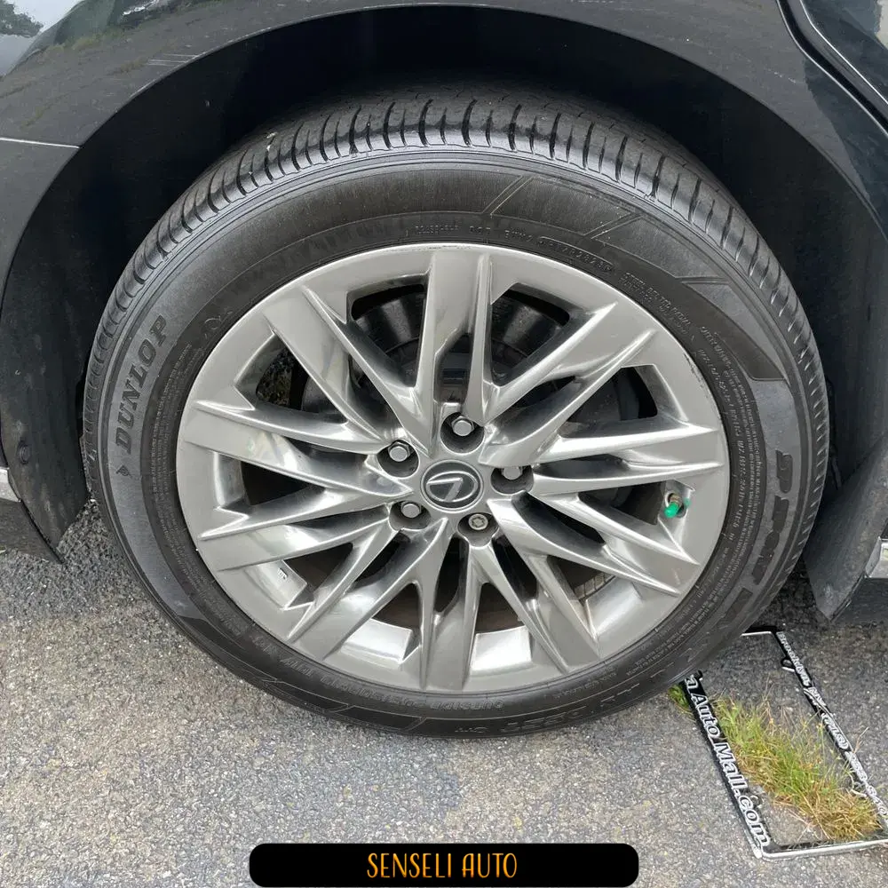 2022 Lexus LS 500 Base