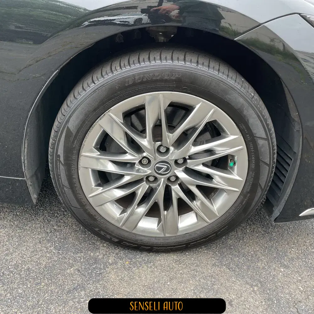 2022 Lexus LS 500 Base