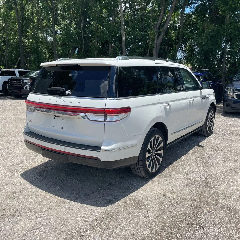 2024 Lincoln Navigator Reserve