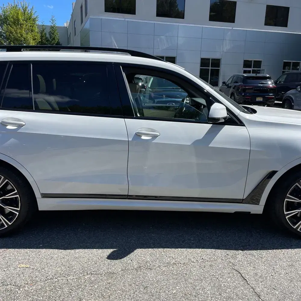2021 BMW X7 M50i