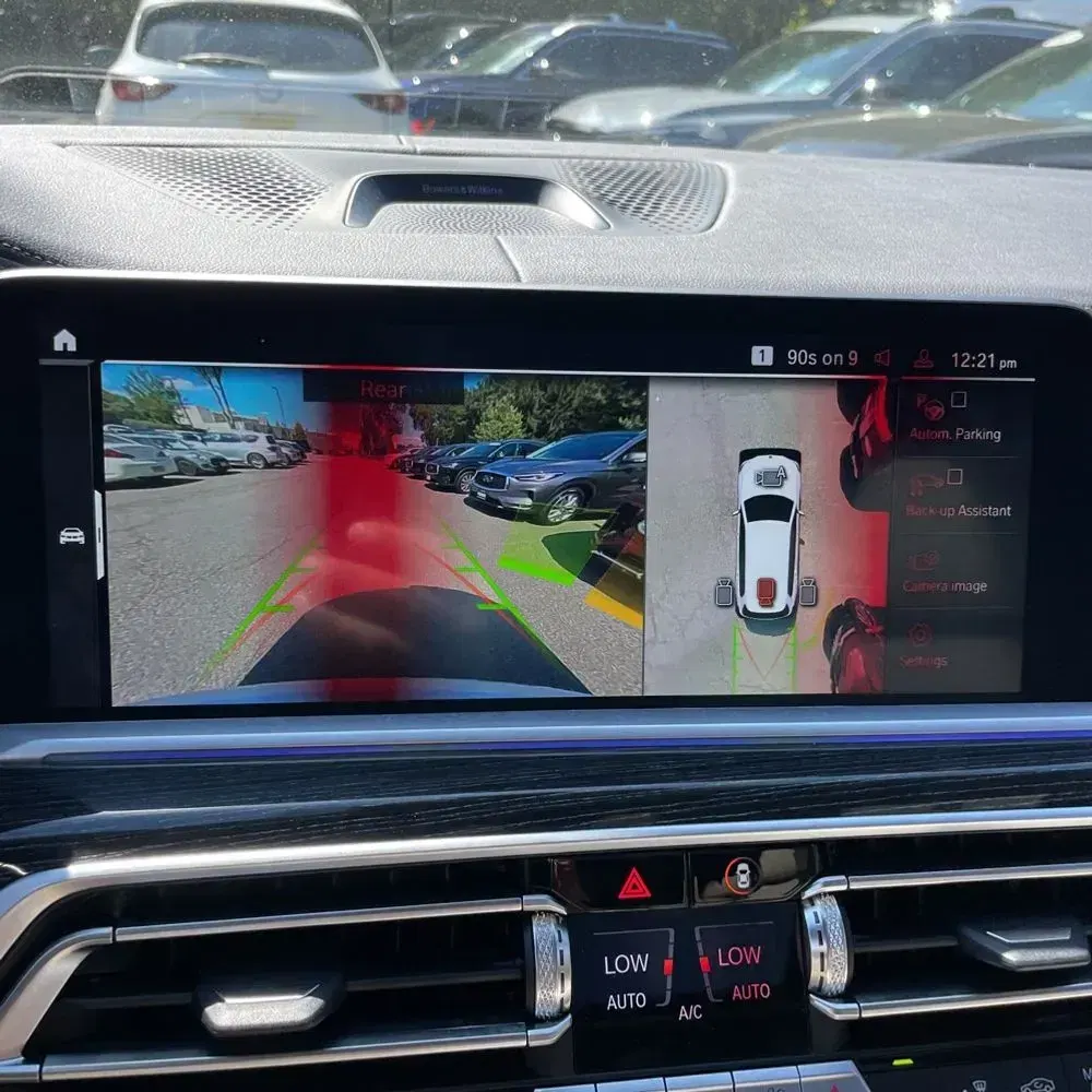 2021 BMW X7 M50i