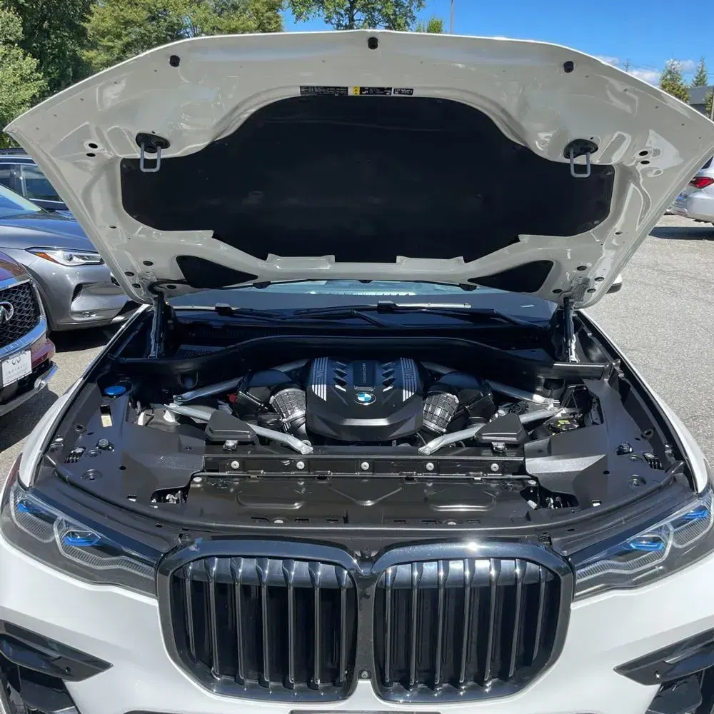 2021 BMW X7 M50i