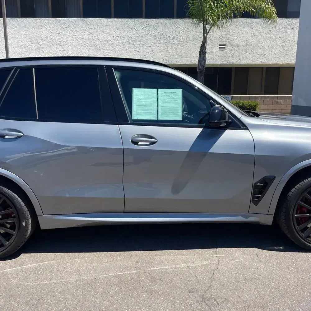 2025 BMW X5 M60i