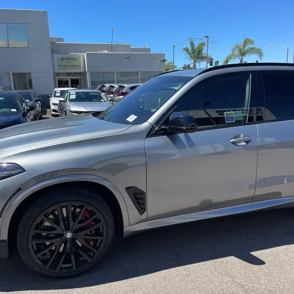 2025 BMW X5 M60i