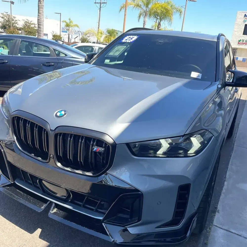 2025 BMW X5 M60i