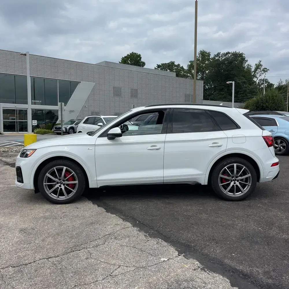 2024 Audi Q5 S-Line Prem+ 55 PHEV