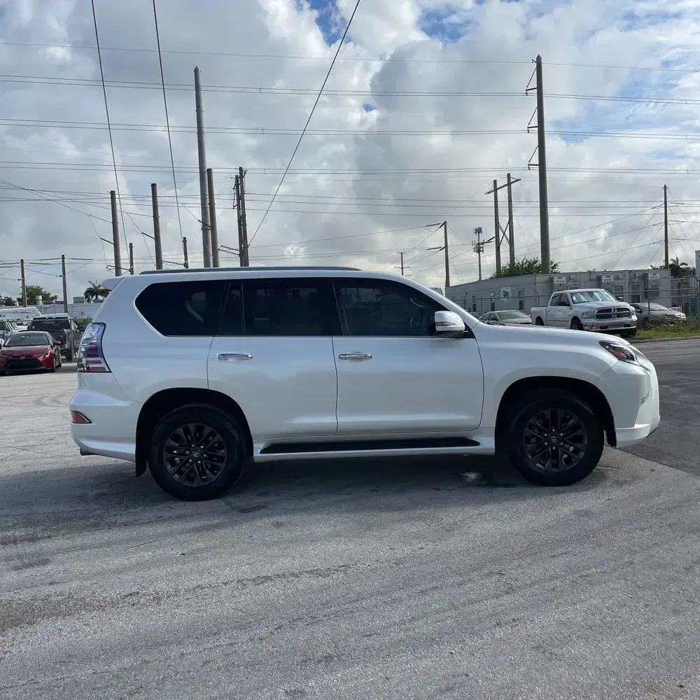 2023 Lexus GX 460 Base