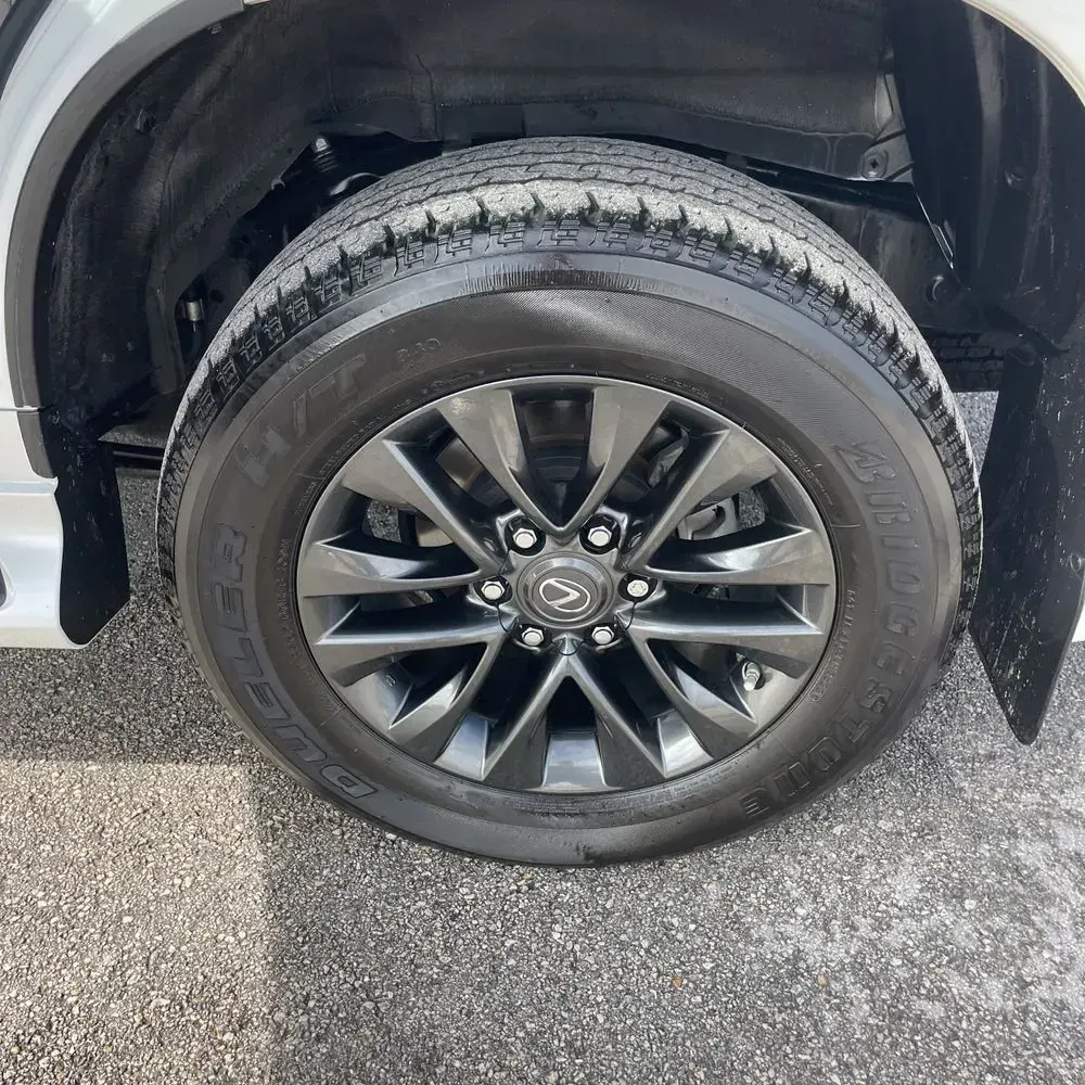 2023 Lexus GX 460 Base