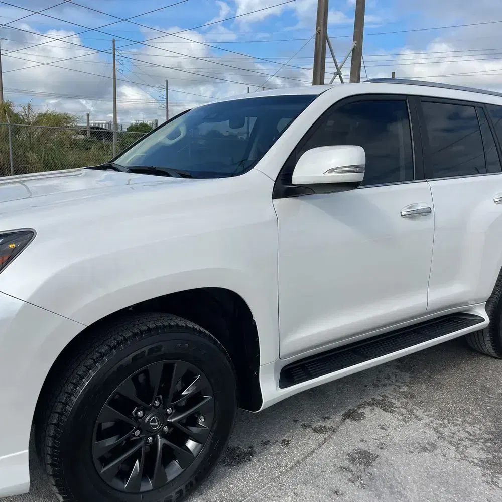 2023 Lexus GX 460 Base