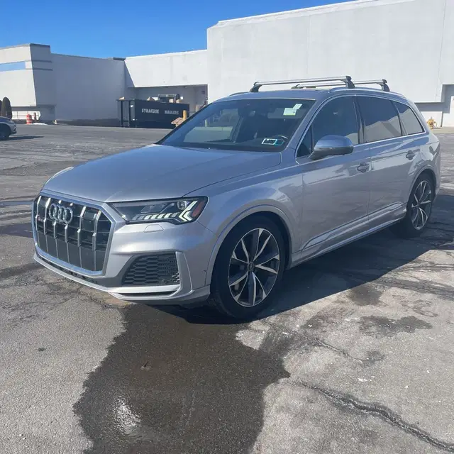 2022 Audi SQ7 Premium Plus