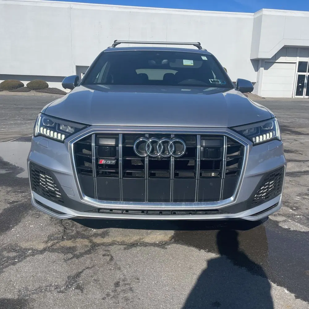 2022 Audi SQ7 Premium Plus