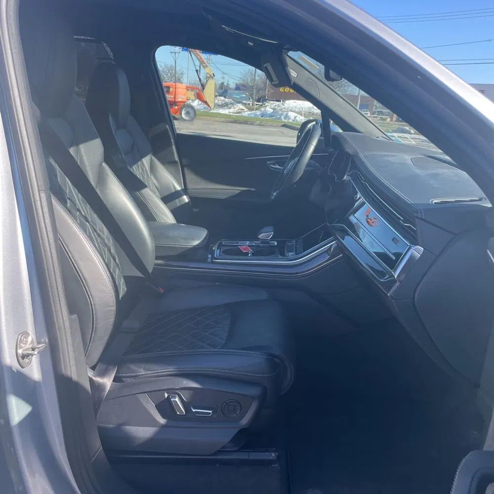 2022 Audi SQ7 Premium Plus