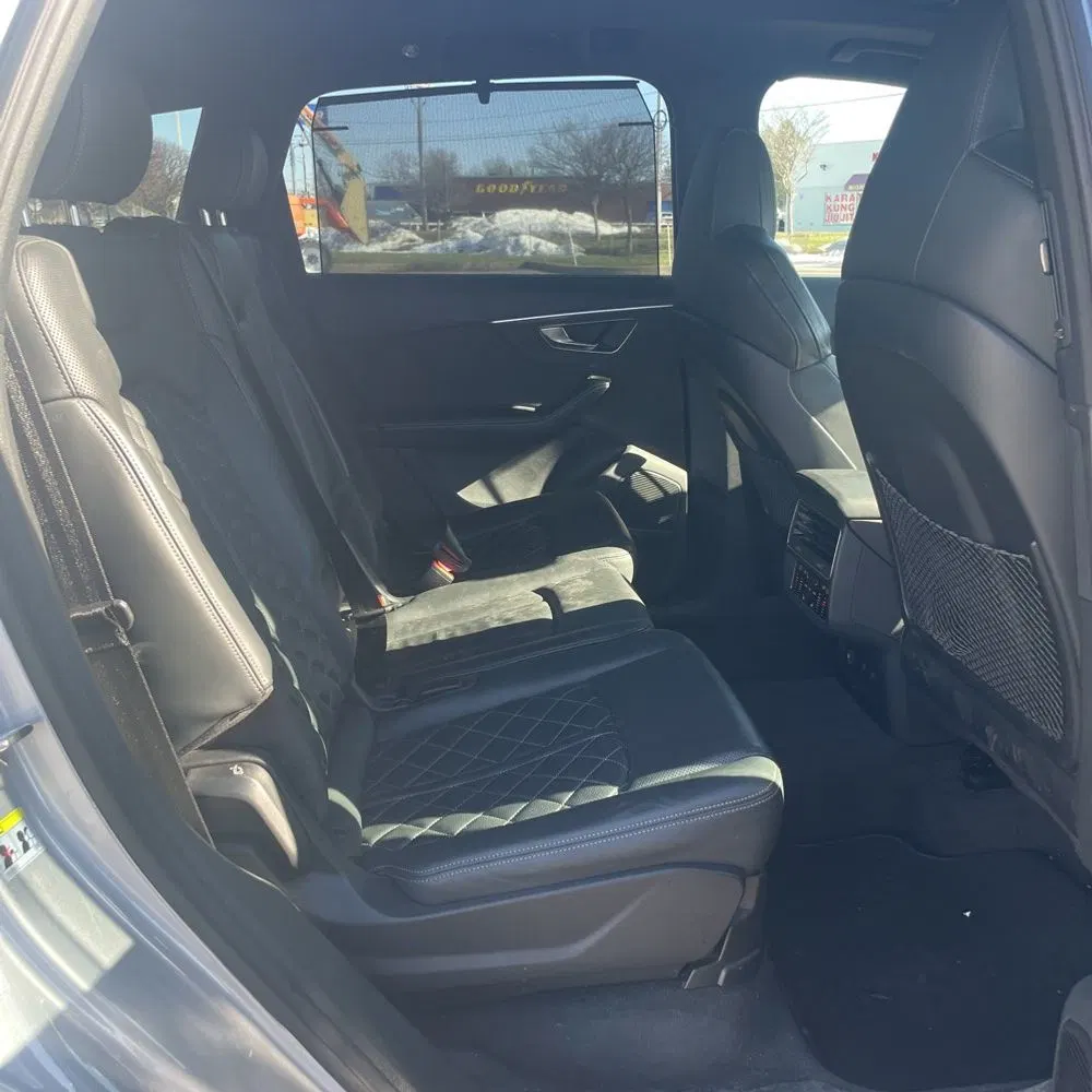 2022 Audi SQ7 Premium Plus